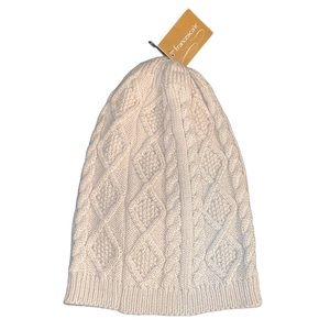 Francesca’s Cable Knit Beanie
